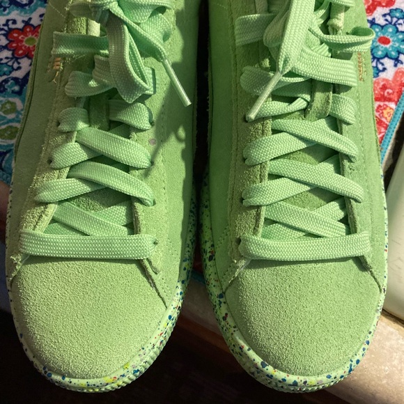 Puma shoes - Picture 2 of 5